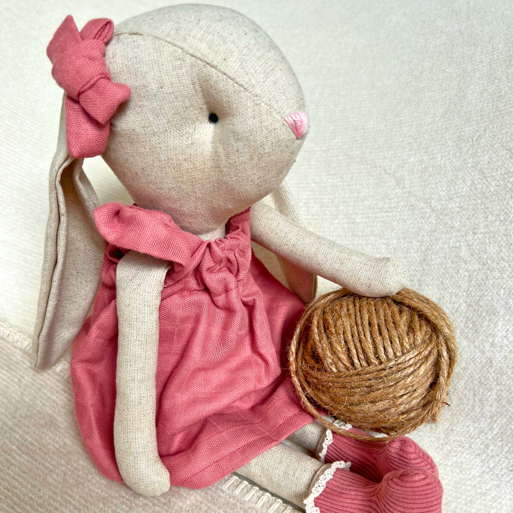 Rosie das Kuschelkaninchen