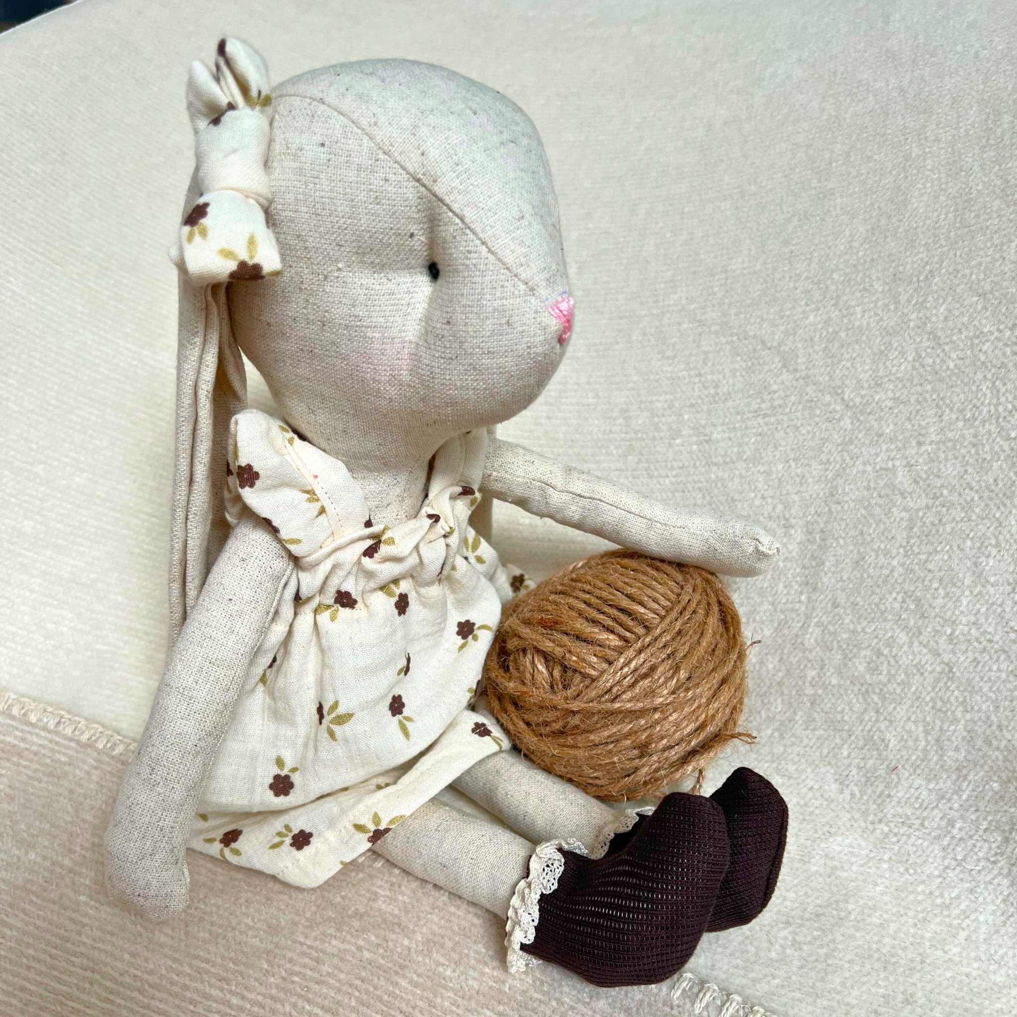 Rosie das Kuschelkaninchen