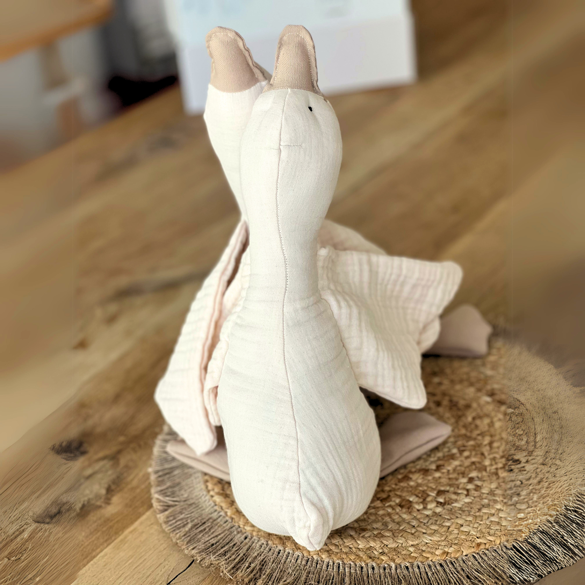 Lilly die Kuschelente